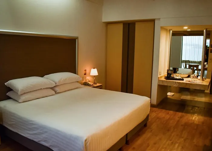 Ramada By Wyndham Santa Fe