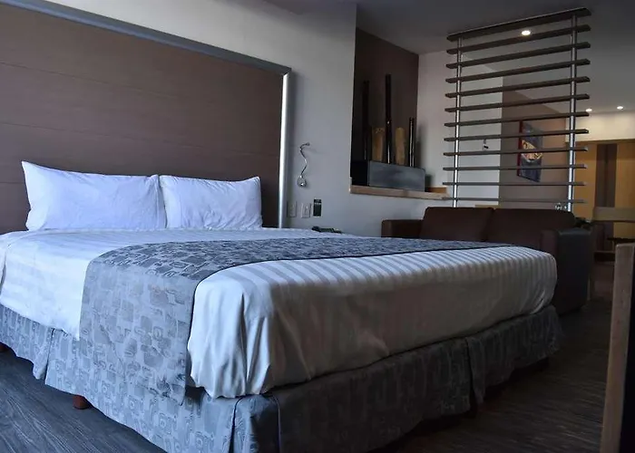 Ramada By Wyndham Santa Fe 4*