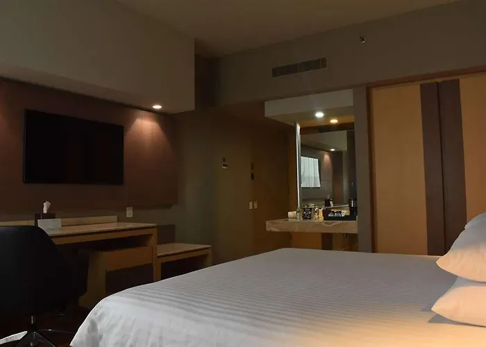 Hotel Ramada By Wyndham Santa Fe