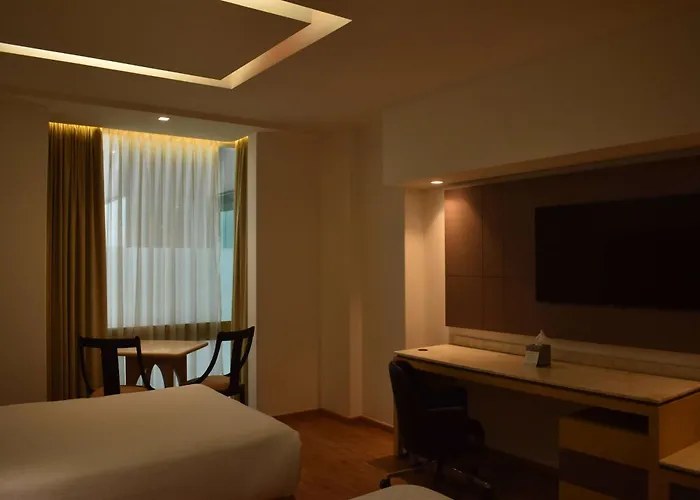 Ramada By Wyndham Santa Fe