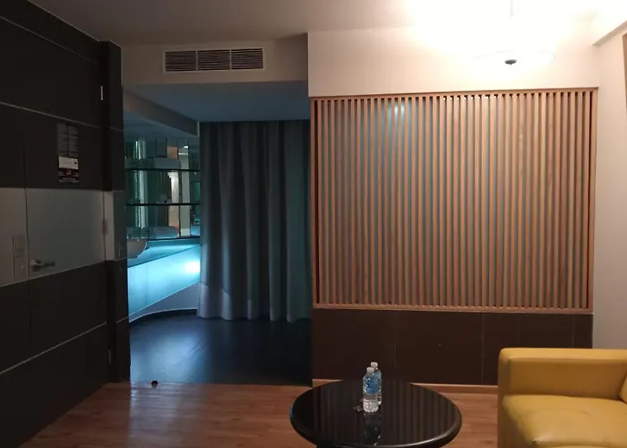 Ramada By Wyndham Santa Fe