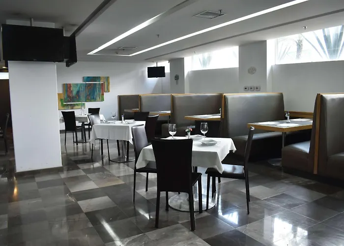 Ramada By Wyndham Santa Fe