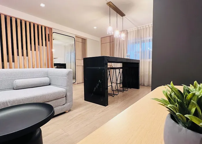 Ramada By Wyndham Santa Fe Hotel 4*